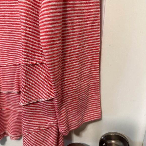 SOFT SURROUNDINGS Size M Red Strips Long Sleeve Tunic Top - Picture 2 of 7